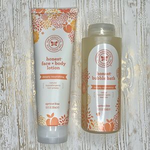 The Honest Co Apricot Bubble Bath & Lotion Bundle